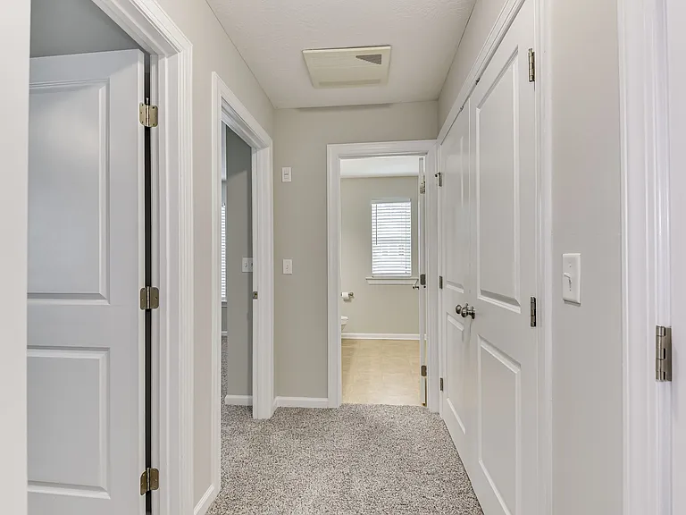 1913 Kenlock Dr — Photo 25