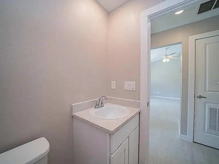 651 Chamber St NW — Photo 10