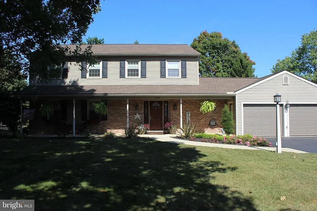 449 Dolly Dr photo 1