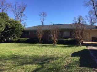 5828 Nature Dr, Macon, GA 31216