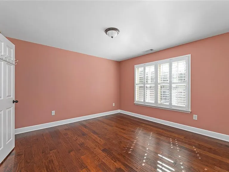 2331 Northmont Pkwy — Photo 29