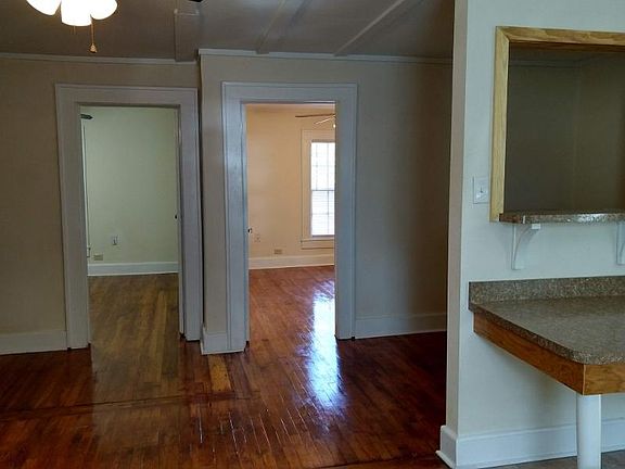4th image of 608 Price St APT 2