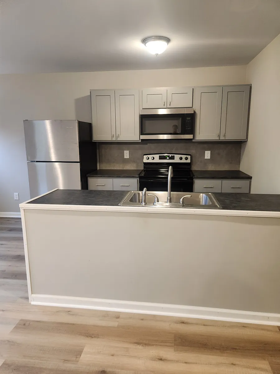 Building Photo - 1600 McVeigh Rd #1