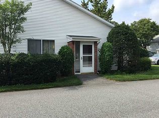 839 Halifax Dr, Warwick, RI 02886