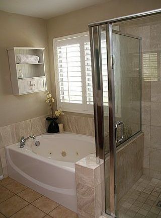 Masterbath bathtub