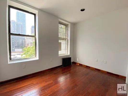 Rented by Highline Residential | media 8