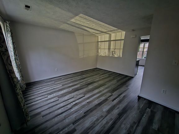 2nd image of 10602 Tidewater Plains Dr
