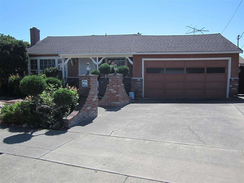 2nd image of 1825 Pacific Ave