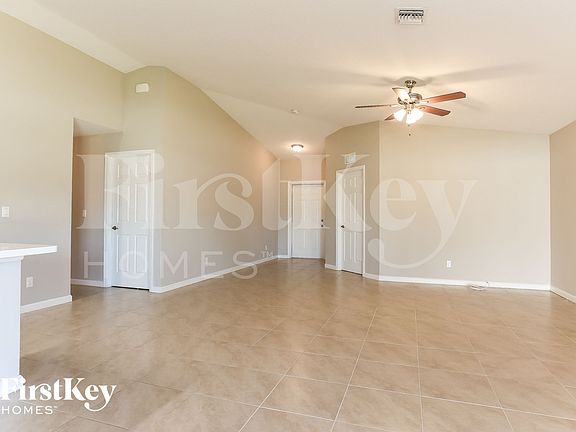 3rd image of 3921 SW Kabane St