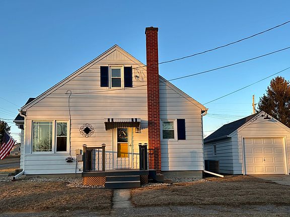 5th image of 306 S Heaton St