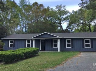 22 Cavalry Cir, Daphne, AL 36527