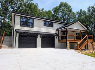 280 Haven Ridge Ln N, Marion, NC 28752