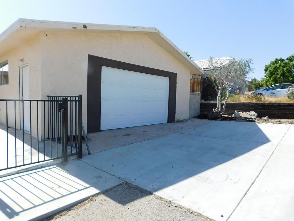 1st image of 11115 Foxdale Dr