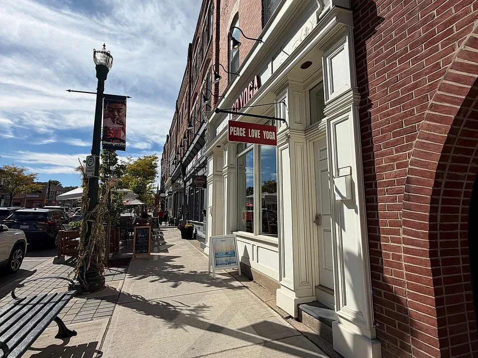 167 Broadway S #3