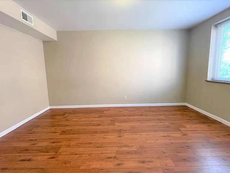 5712 Phillips Ave #B9 — Photo 105