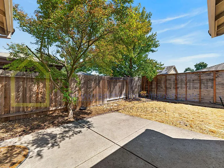 1570 Charm Way — Photo 59
