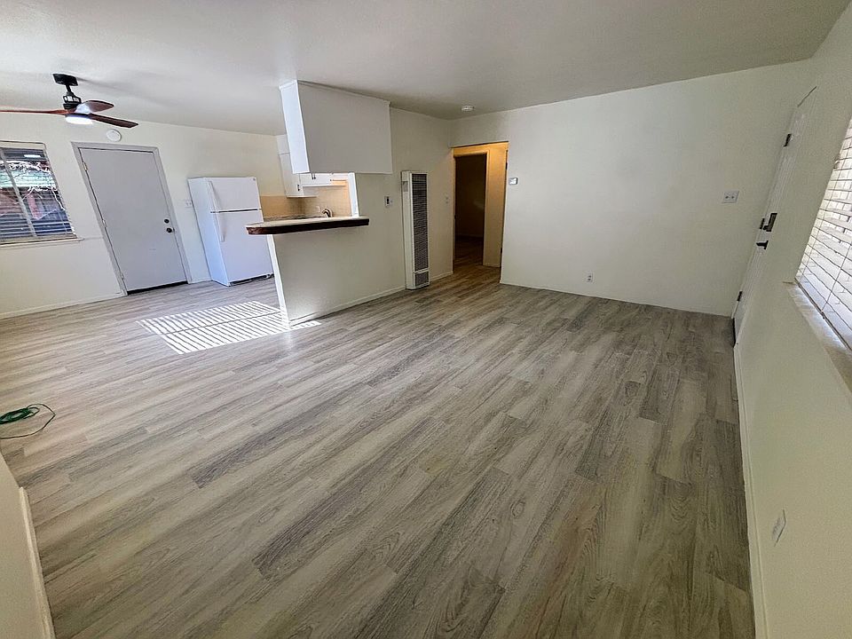 1st image of 4091 Greenwood Rd #1