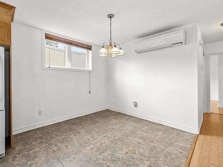 41 Main St #8 — Photo 13