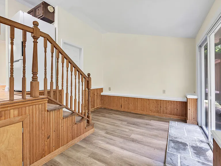 21 Old Redding Rd — Photo 21