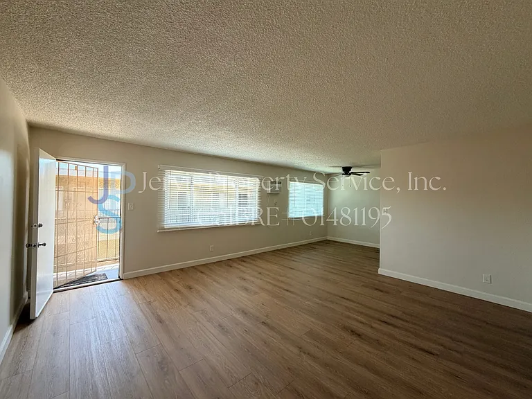 8037 Stewart And Gray Rd #8 — Photo 1