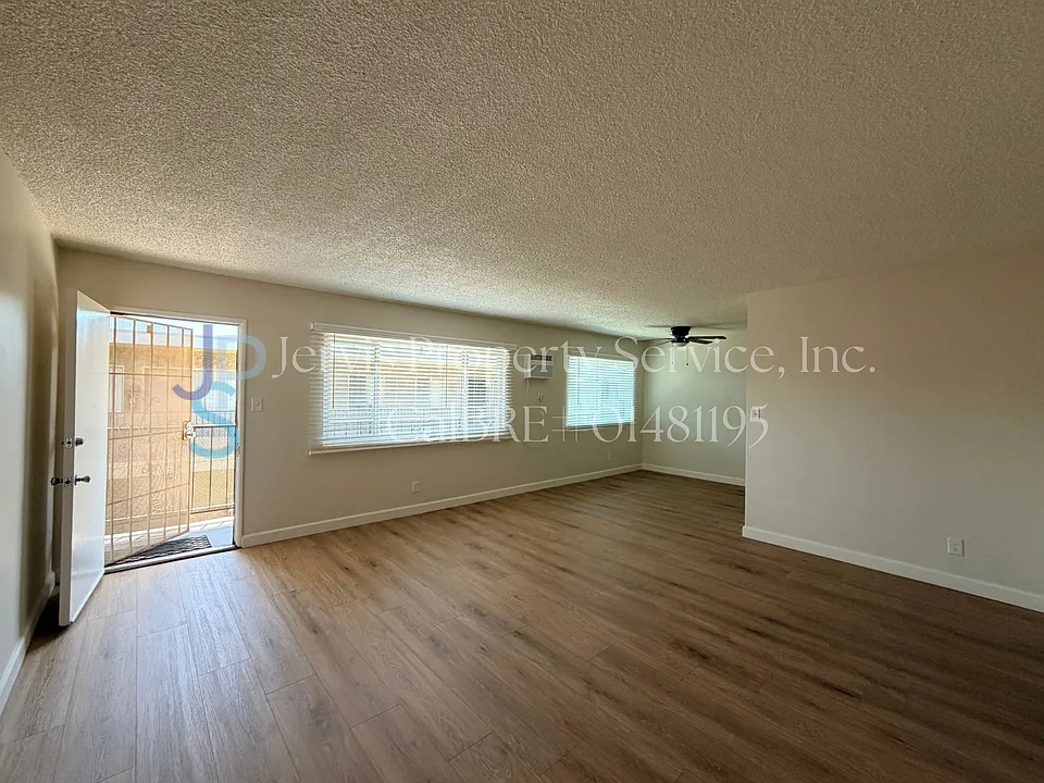 8037 Stewart And Gray Rd #8