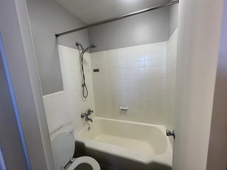 Cobb House — Photo 6