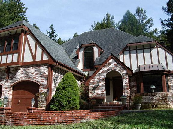 4th image of 260 Lily Ln