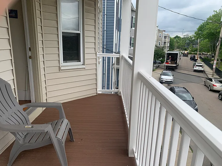 20 Lincoln Pkwy #2 — Photo 2