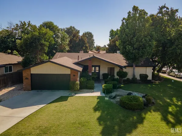 2601 Barrington St, Bakersfield, CA 93309