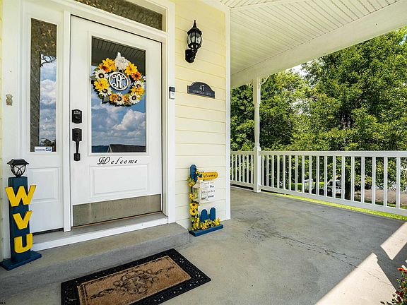 4th image of 47 Samantha Dr