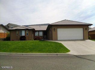 4953 N Sky Vista Ave, Yakima, WA