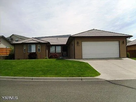 4953 N Sky Vista Ave photo 1