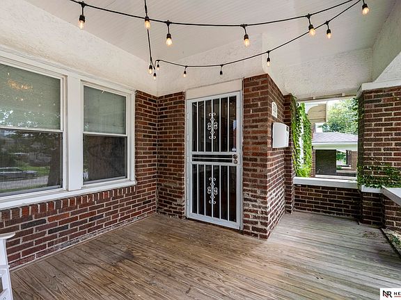 4th image of 3024 Lincoln Blvd