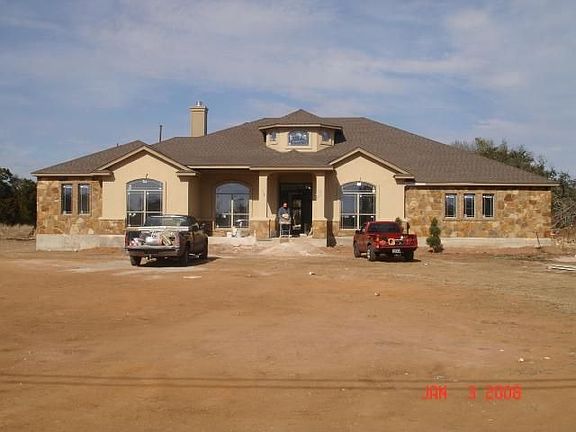 4th image of 121 Oak Hollow Ct
