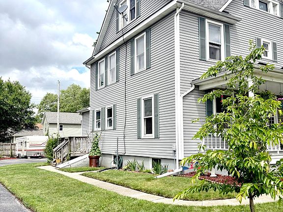 2nd image of 204 S Washington St