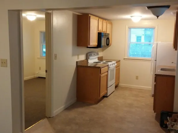 23 Kirkland St #23, Dover, NH 03820