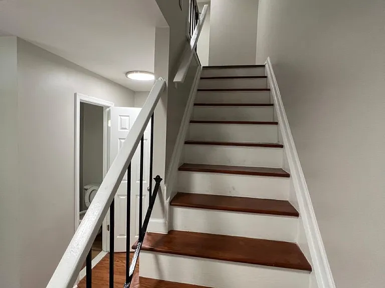 5748 Yellowrose Ct — Photo 8