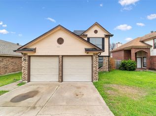 933 Sylvan Creek Dr, Lewisville, TX 75067