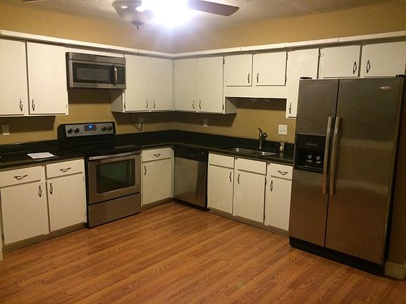 2nd image of 2736 Ponderosa Dr