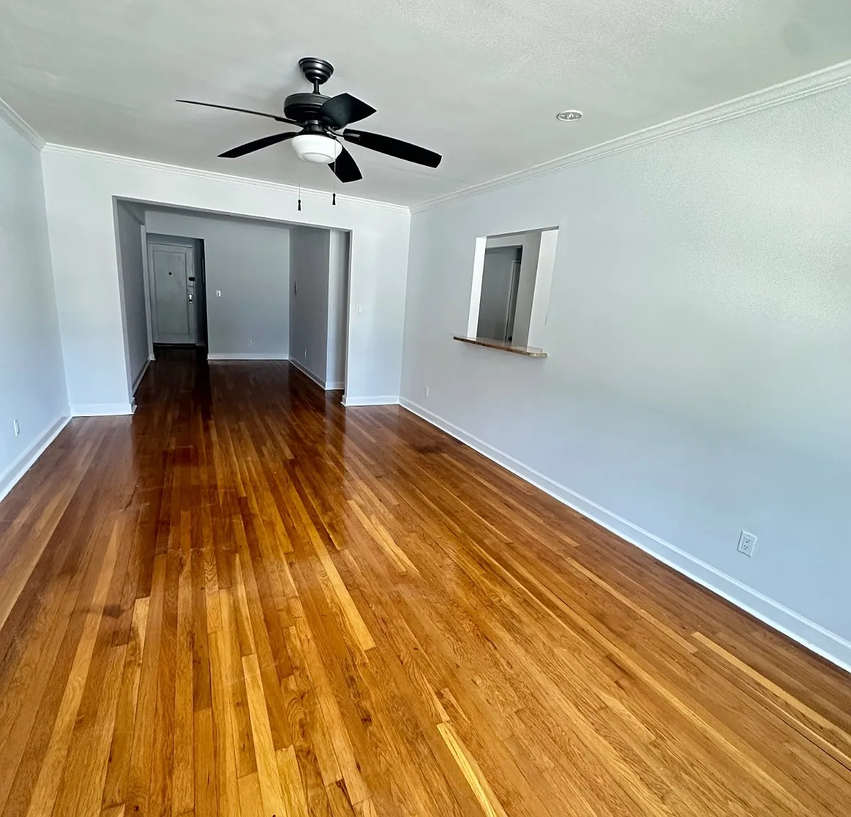 1 bed, 1.0 bath, 1025 sqft, $2,830 — Photo 2