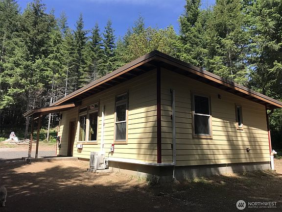 2nd image of 323 E Pickering Road