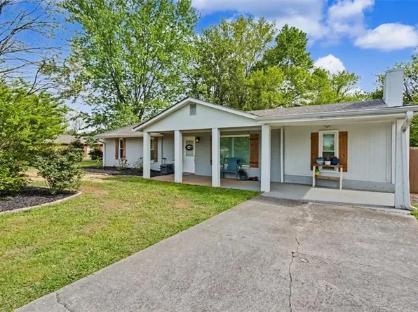 13 Bishop Rd NW, Cartersville, GA 30121