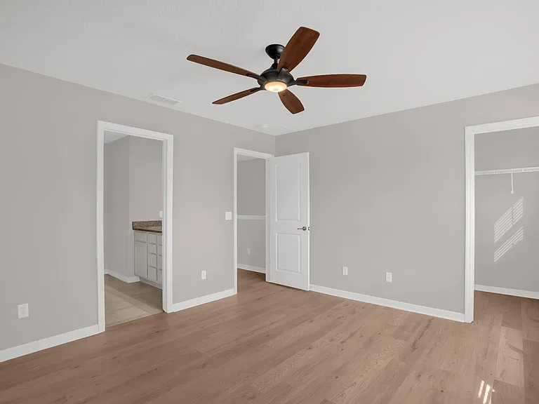 5167 Caspian St — Photo 24