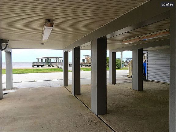 4th image of 153 Vermillion Bay Ln
