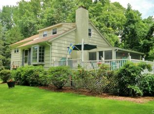 30 Mountain View Dr, Weston, CT 06883