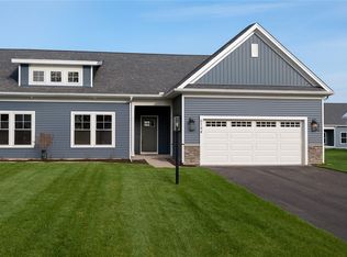 6176 Fourmile Creek Cir, Ontario, NY 14519