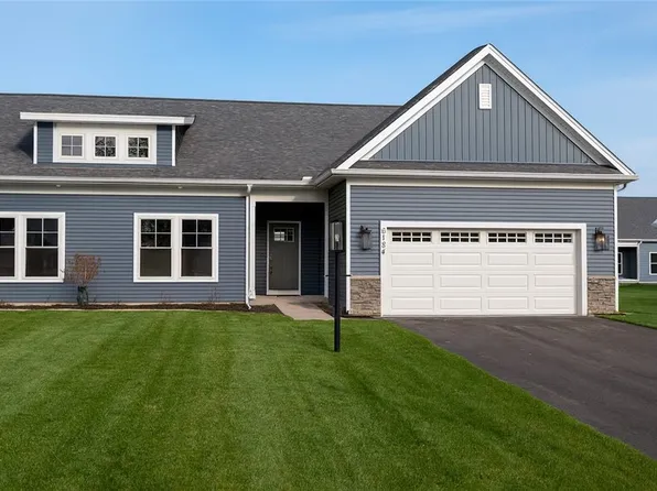 6176 Fourmile Creek Cir, Ontario, NY 14519