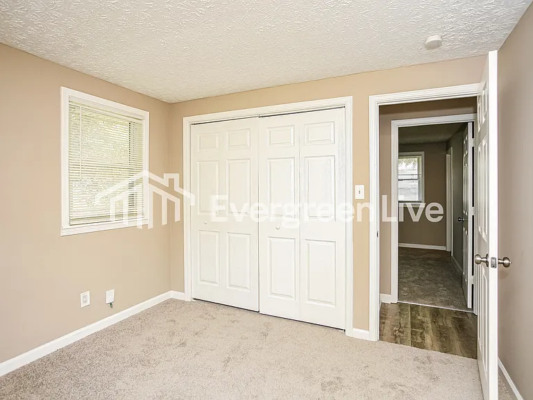 10446 Chris Dr — Photo 11