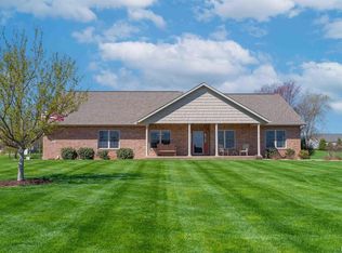 900 Dallas Rd, Washington, IL 61571