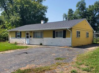 28 Saint Ambrose Dr, Cahokia, IL 62206